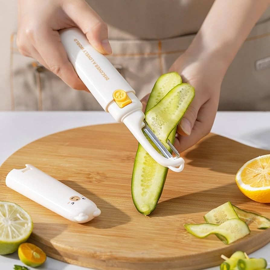 Multi purpose fruit knife
